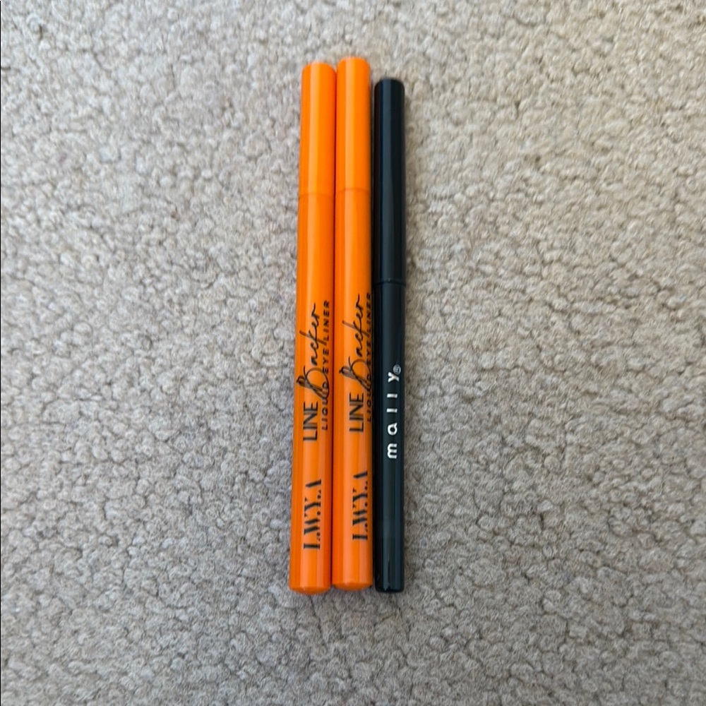 Mally and L.W.Y.A Eyeliner Set - charcoal and black